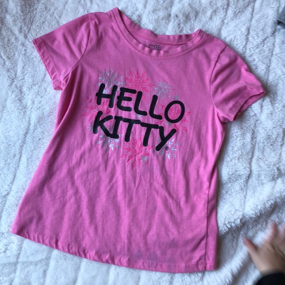 Adorable Hello Kitty Set - Picture 3 of 4